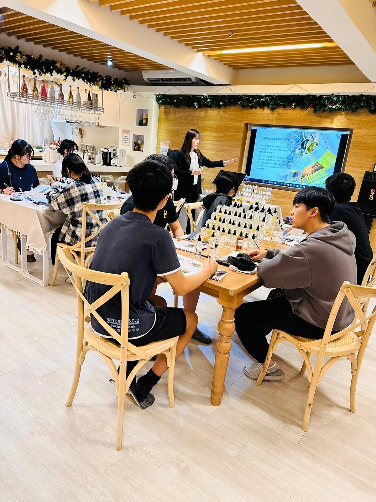 外出授課團體包班(專業課程及興趣班)