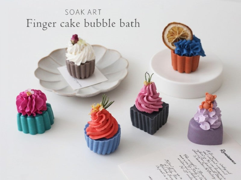 Finger Cake Bubble Bath Course